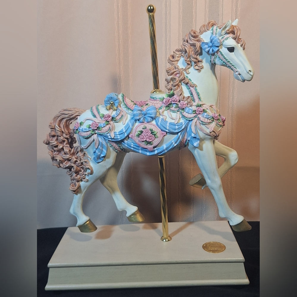 THE SAN FRANCISCO MUSIC COMPANY Elegant Carousel Horse Figurine